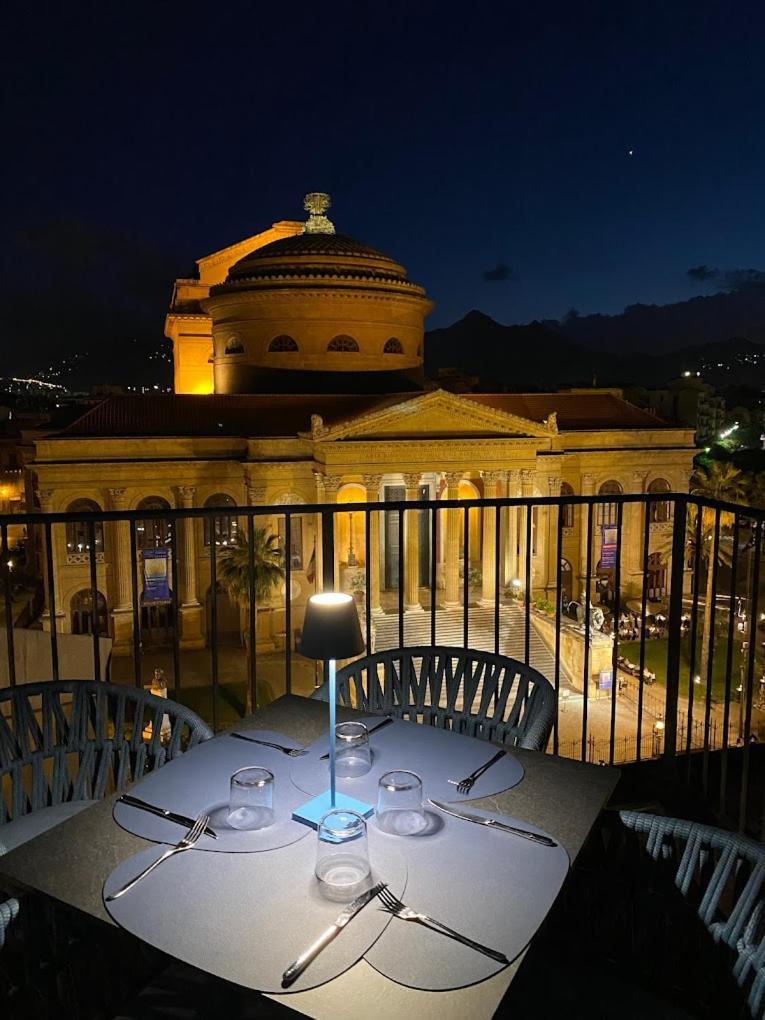 Palazzo Sovrana Serviced Luxury Apartments Palermo Exterior foto